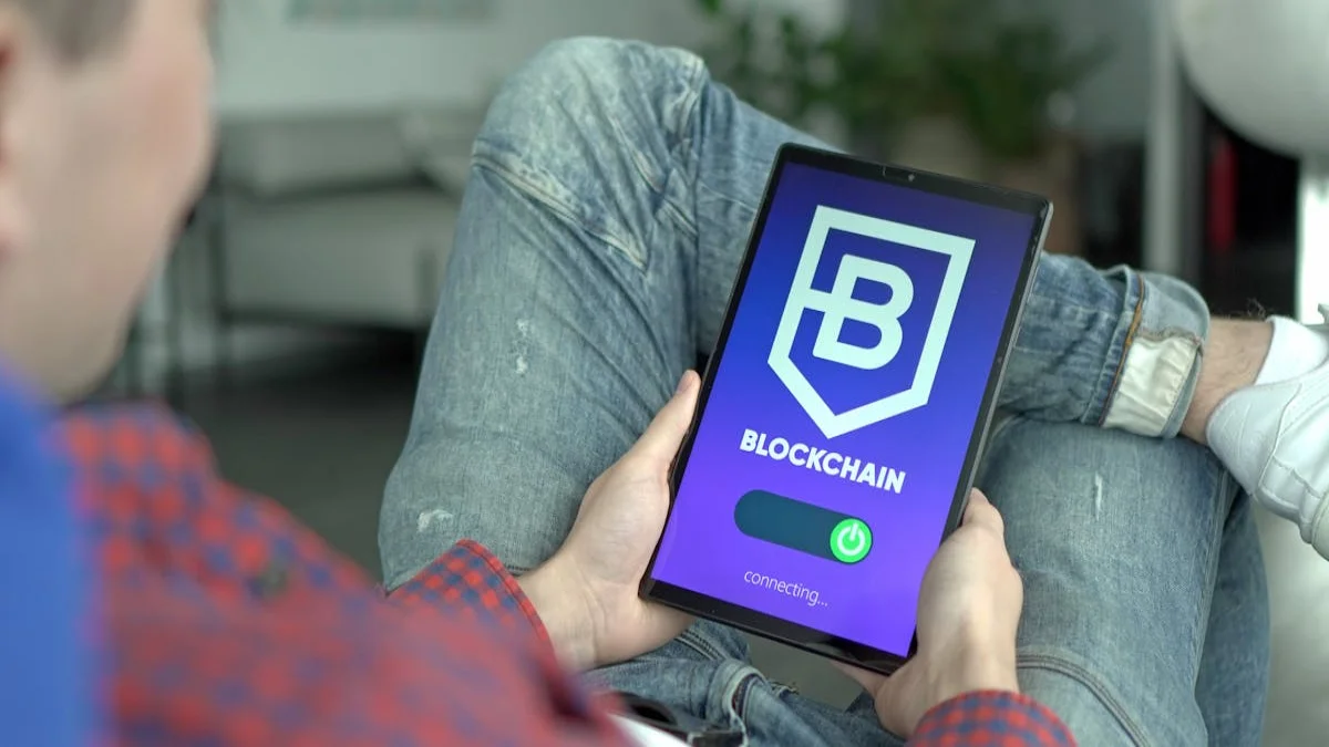 EU Business: 10 Real Blockchain Uses